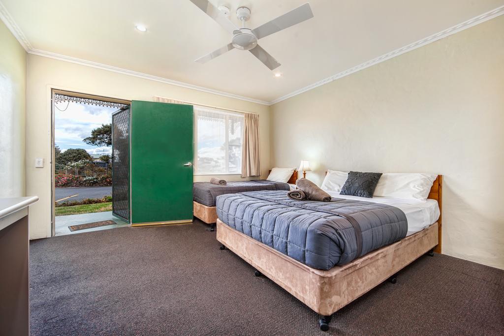 Wintersun Gardens Motel Бичено Экстерьер фото